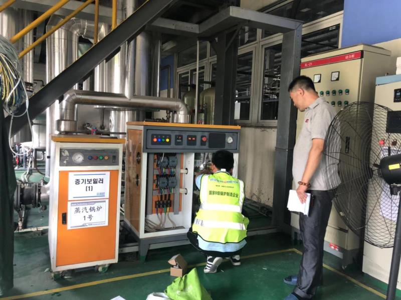 電子廠靜電危害巨大，使用空間加濕蒸汽發(fā)生器防止靜電